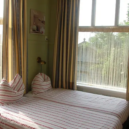 Alojamento de Acomodação e Pequeno-almoço 't Oude Veerhuis