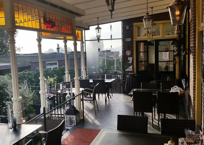 Alojamento de Acomodação e Pequeno-almoço 't Oude Veerhuis Heerewaarden